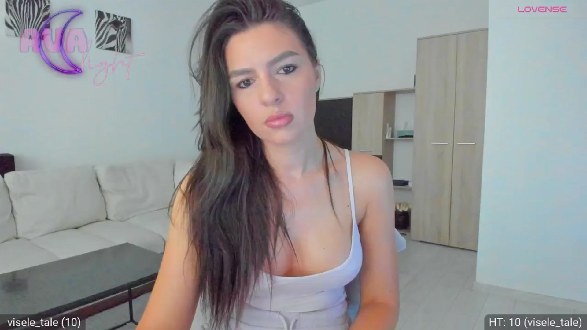 Gallery image thumbnail from AvaMoonlight's myfreecams stream on, 06/08/2024, 16:09 image 8 of 20