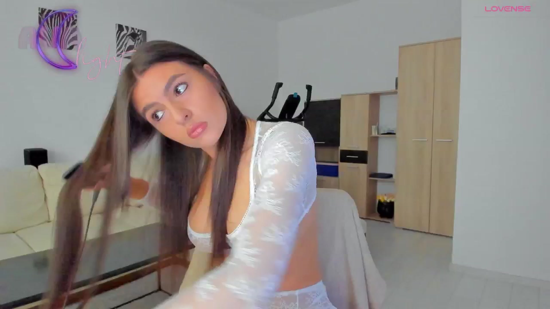 Gallery image thumbnail from AvaMoonlight's myfreecams stream on, 06/11/2024, 16:04 image 19 of 20