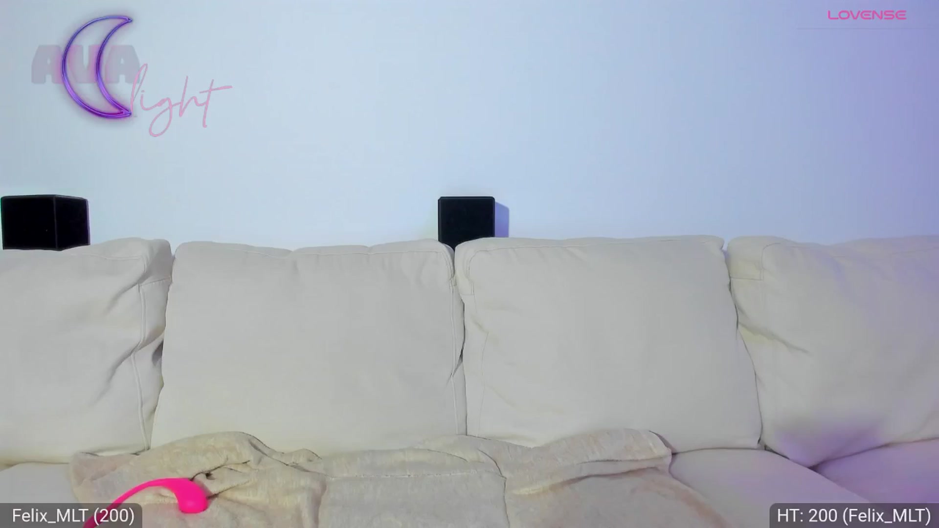 Gallery image thumbnail from AvaMoonlight's myfreecams stream on, 06/12/2024, 24:18 image 16 of 20