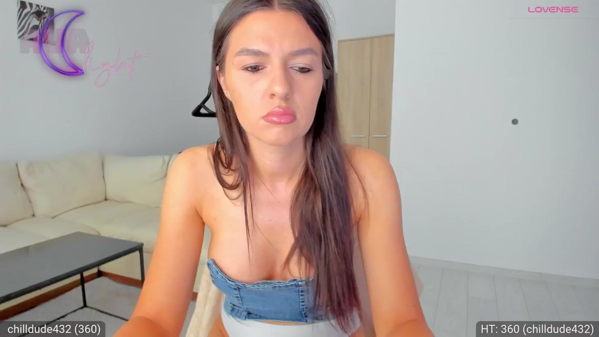 Gallery image thumbnail from AvaMoonlight's myfreecams stream on, 06/12/2024, 16:04 image 7 of 20