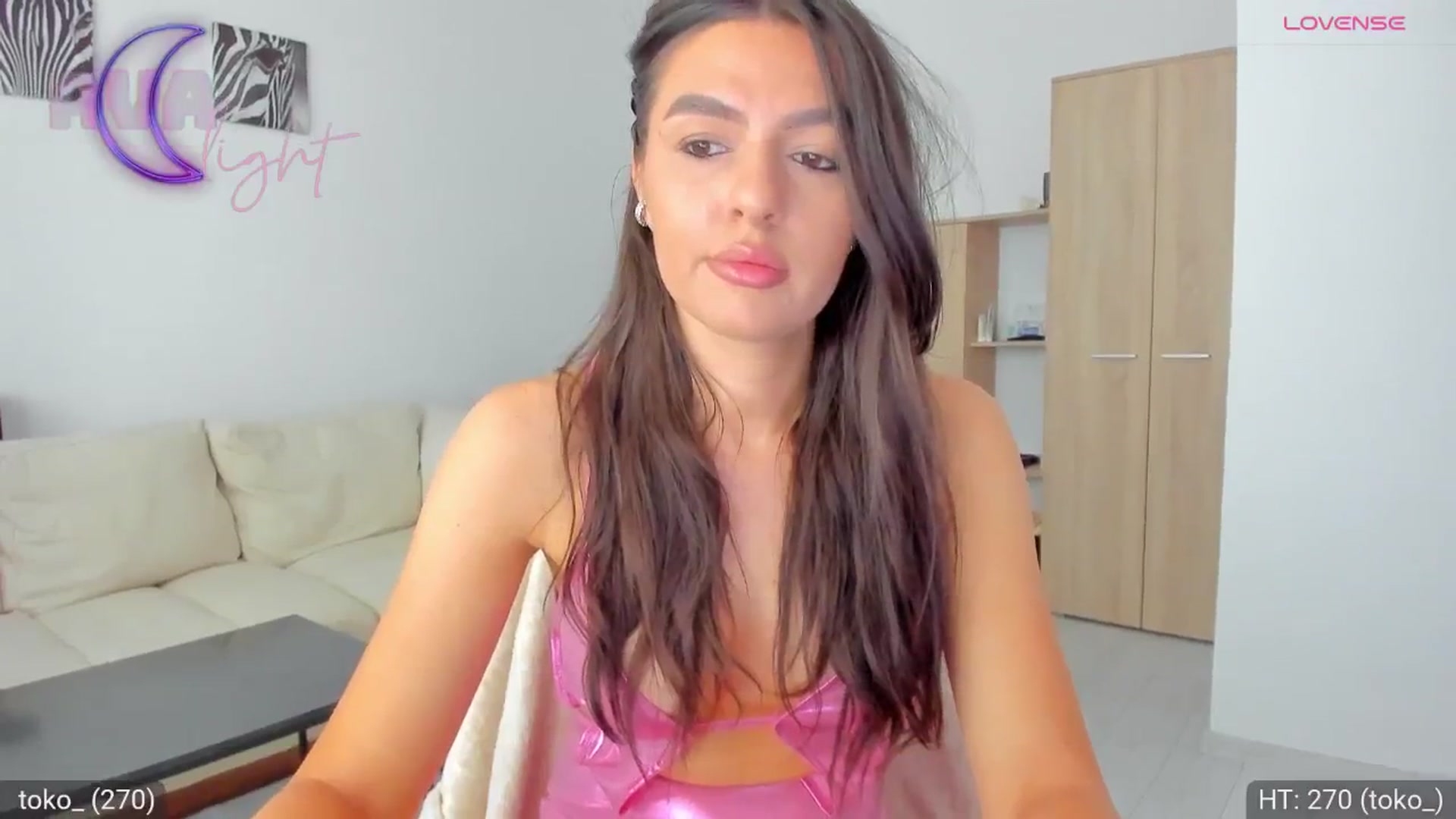Gallery image thumbnail from AvaMoonlight's myfreecams stream on, 06/16/2024, 16:06 image 17 of 20