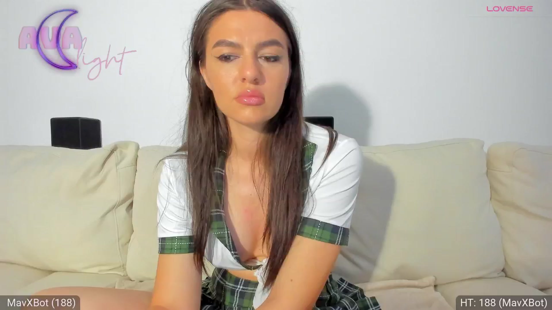 Gallery image thumbnail from AvaMoonlight's myfreecams stream on, 06/21/2024, 24:36 image 13 of 20