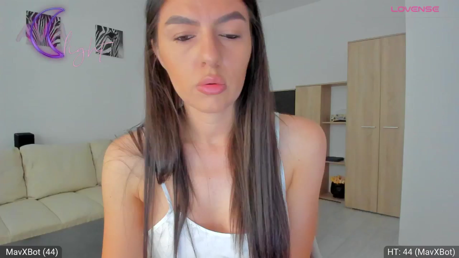 Gallery image thumbnail from AvaMoonlight's myfreecams stream on, 07/03/2024, 16:07 image 13 of 20