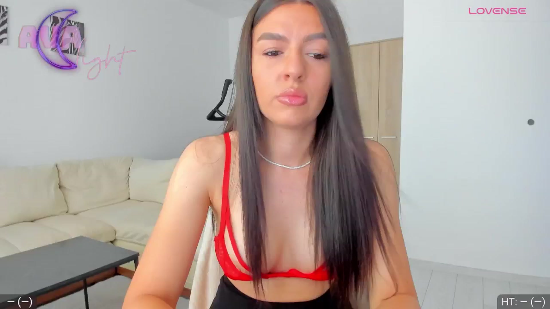 Gallery image thumbnail from AvaMoonlight's myfreecams stream on, 07/18/2024, 14:56 image 15 of 20