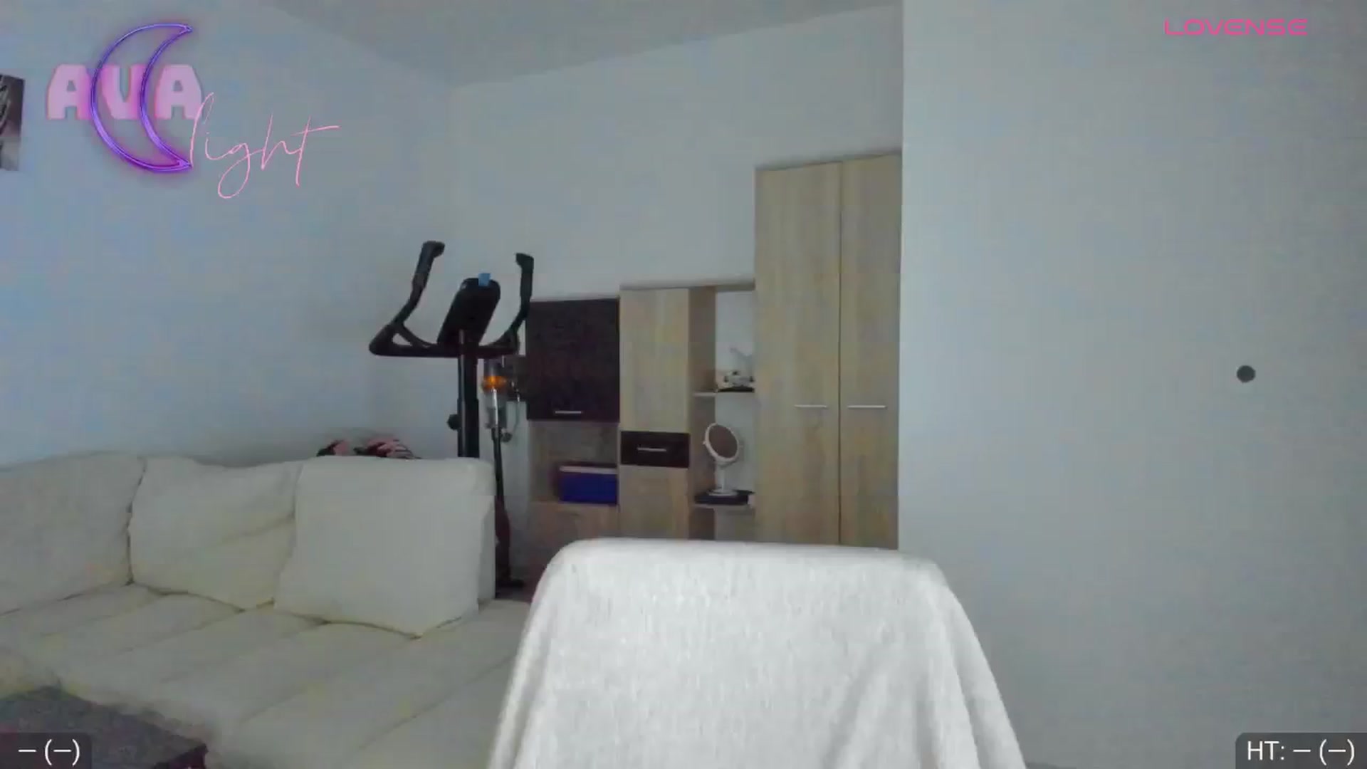 Gallery image thumbnail from AvaMoonlight's myfreecams stream on, 07/24/2024, 14:44 image 11 of 20