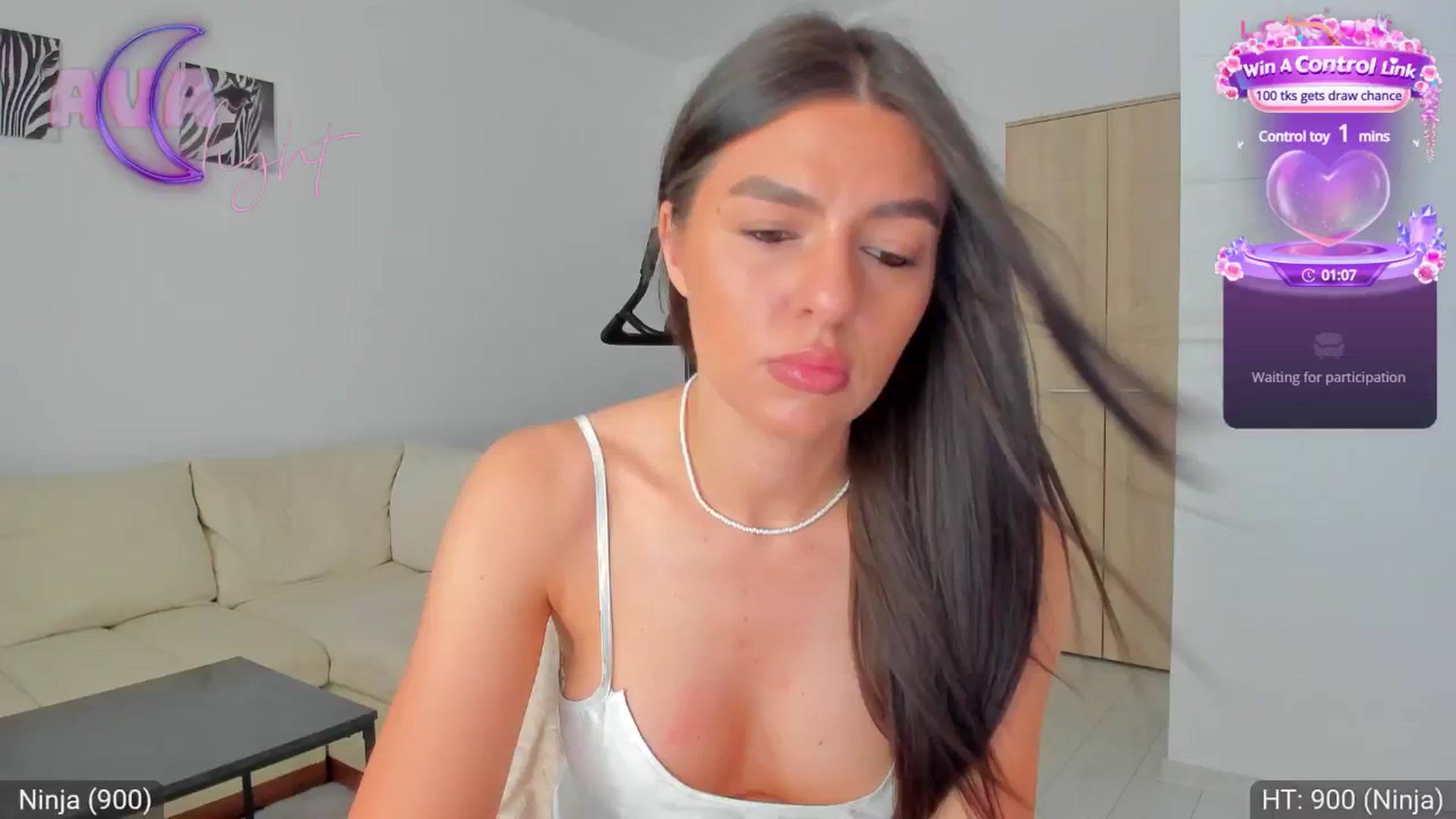 Gallery image thumbnail from AvaMoonlight's myfreecams stream on, 07/28/2024, 15:45 image 15 of 20
