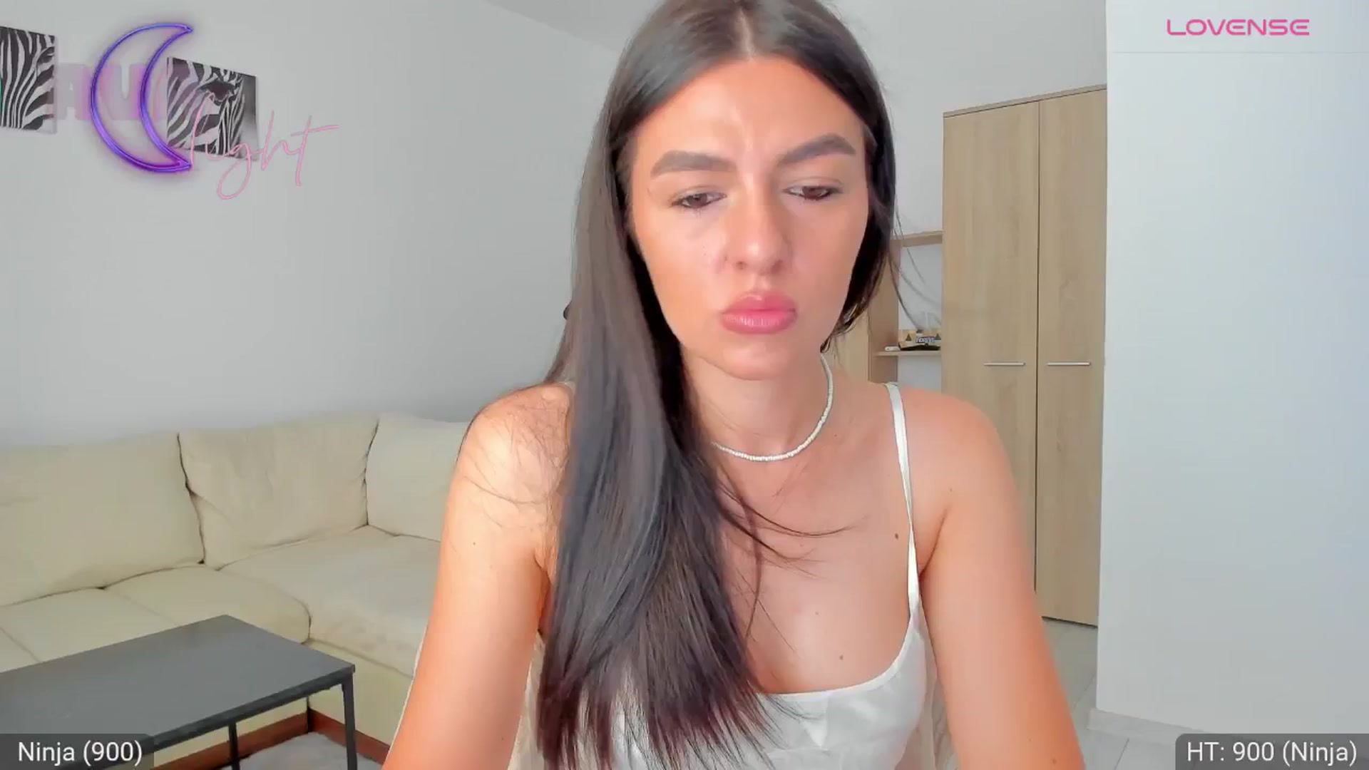 Gallery image thumbnail from AvaMoonlight's myfreecams stream on, 07/28/2024, 15:45 image 19 of 20