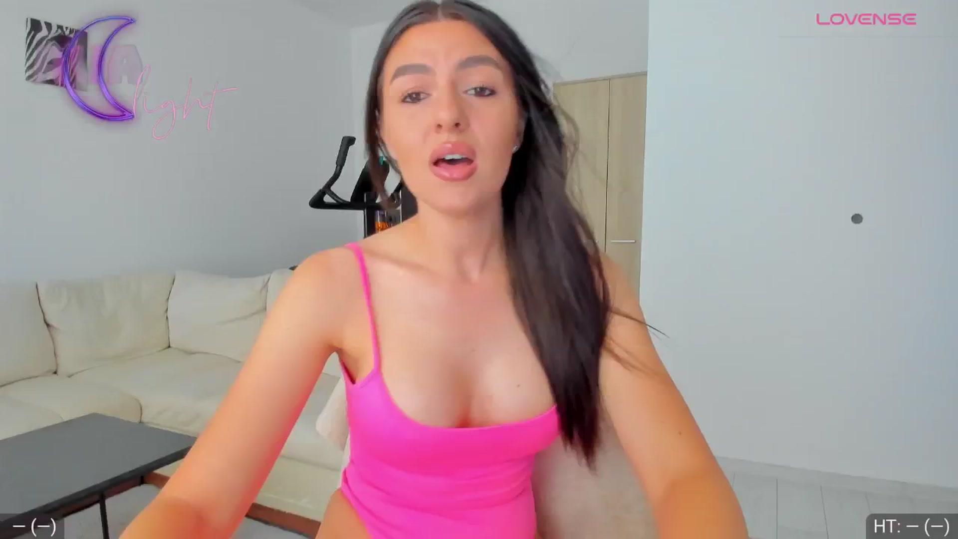 Gallery image thumbnail from AvaMoonlight's myfreecams stream on, 07/30/2024, 15:49 image 5 of 20