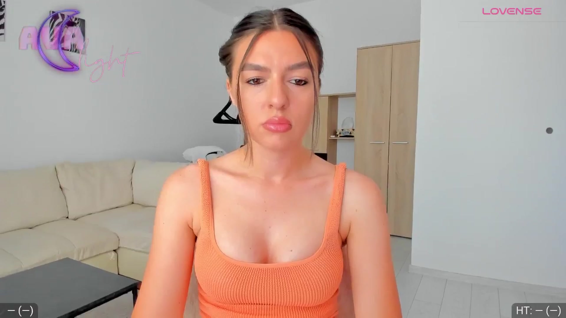 Gallery image thumbnail from AvaMoonlight's myfreecams stream on, 08/01/2024, 16:02 image 9 of 20