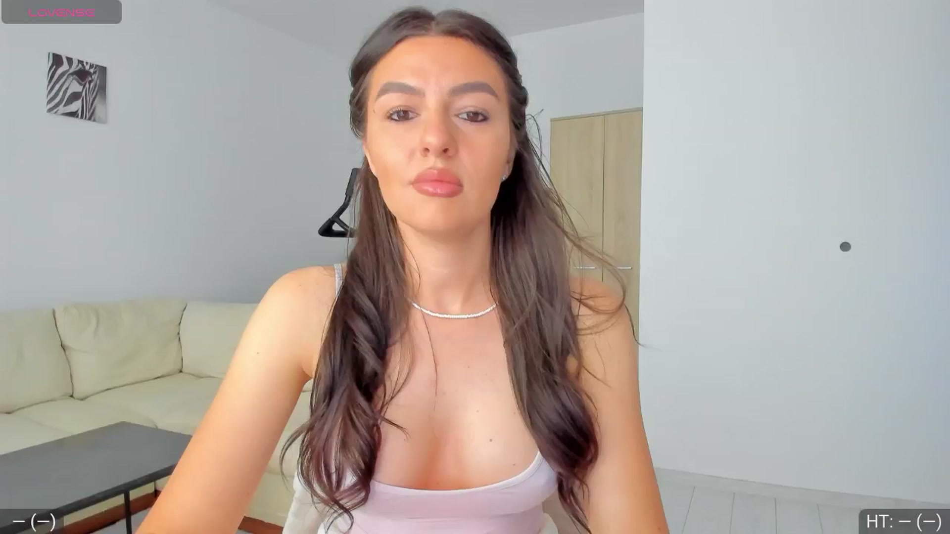 Gallery image thumbnail from AvaMoonlight's myfreecams stream on, 08/11/2024, 15:48 image 1 of 20