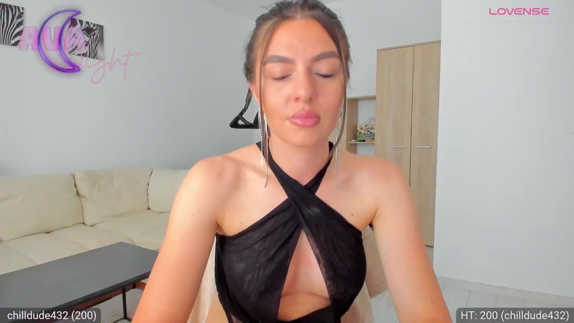 Gallery image thumbnail from AvaMoonlight's myfreecams stream on, 08/20/2024, 16:12 image 5 of 20
