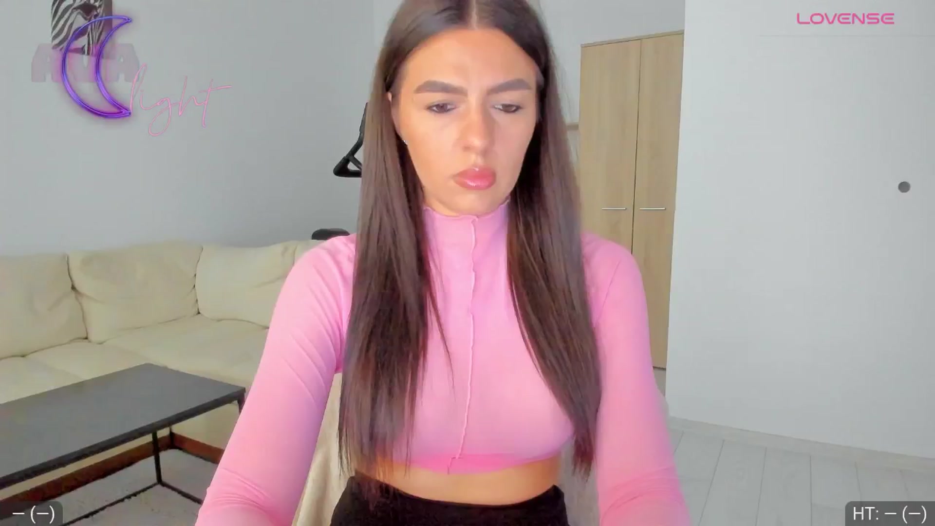 Gallery image thumbnail from AvaMoonlight's myfreecams stream on, 08/22/2024, 16:16 image 6 of 20