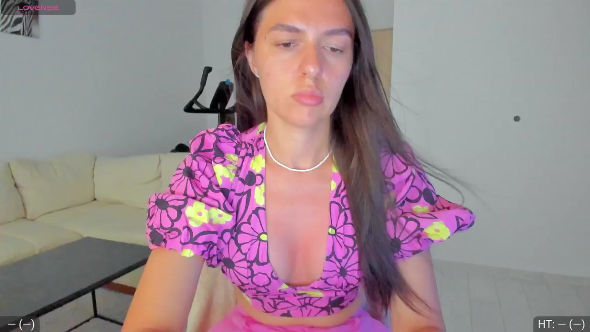 Gallery image thumbnail from AvaMoonlight's myfreecams stream on, 08/28/2024, 15:13 image 3 of 20