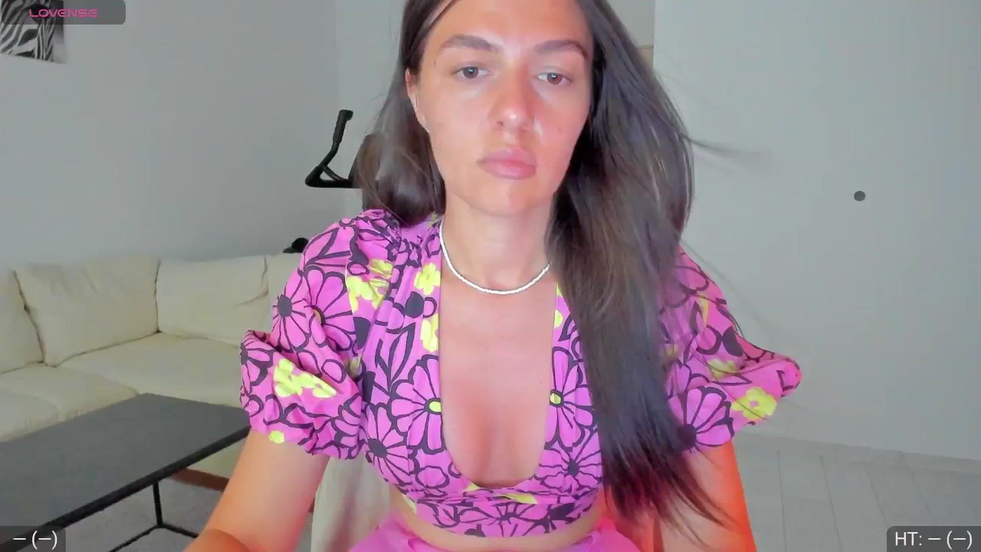 Gallery image thumbnail from AvaMoonlight's myfreecams stream on, 08/28/2024, 15:13 image 5 of 20