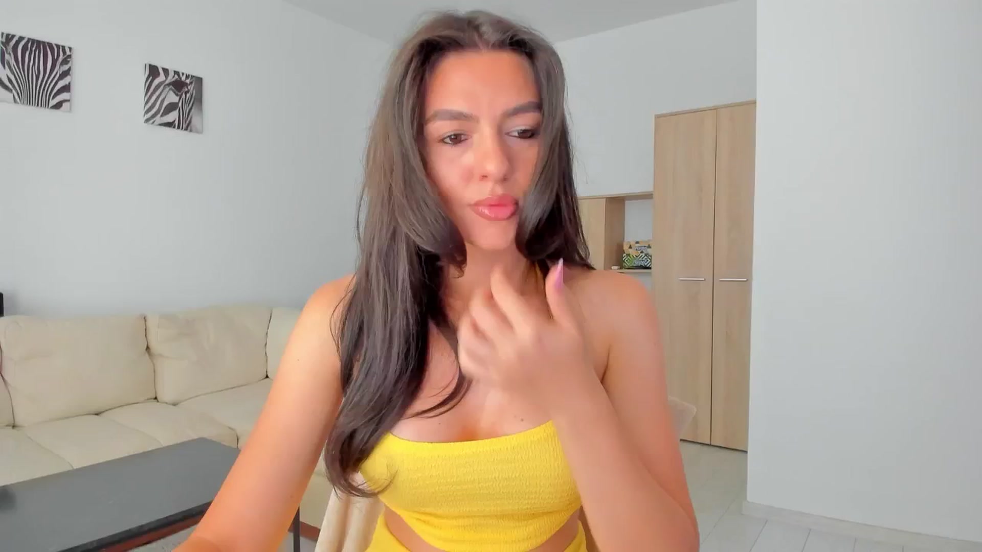 Gallery image thumbnail from AvaMoonlight's myfreecams stream on, 09/07/2024, 14:54 image 1 of 20