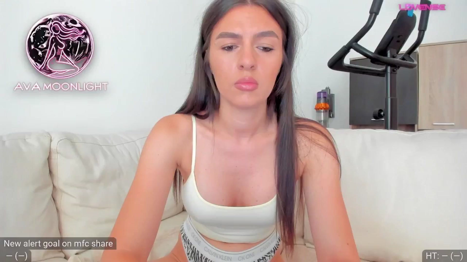 Gallery image thumbnail from AvaMoonlight's myfreecams stream on, 09/27/2024, 16:41 image 4 of 20