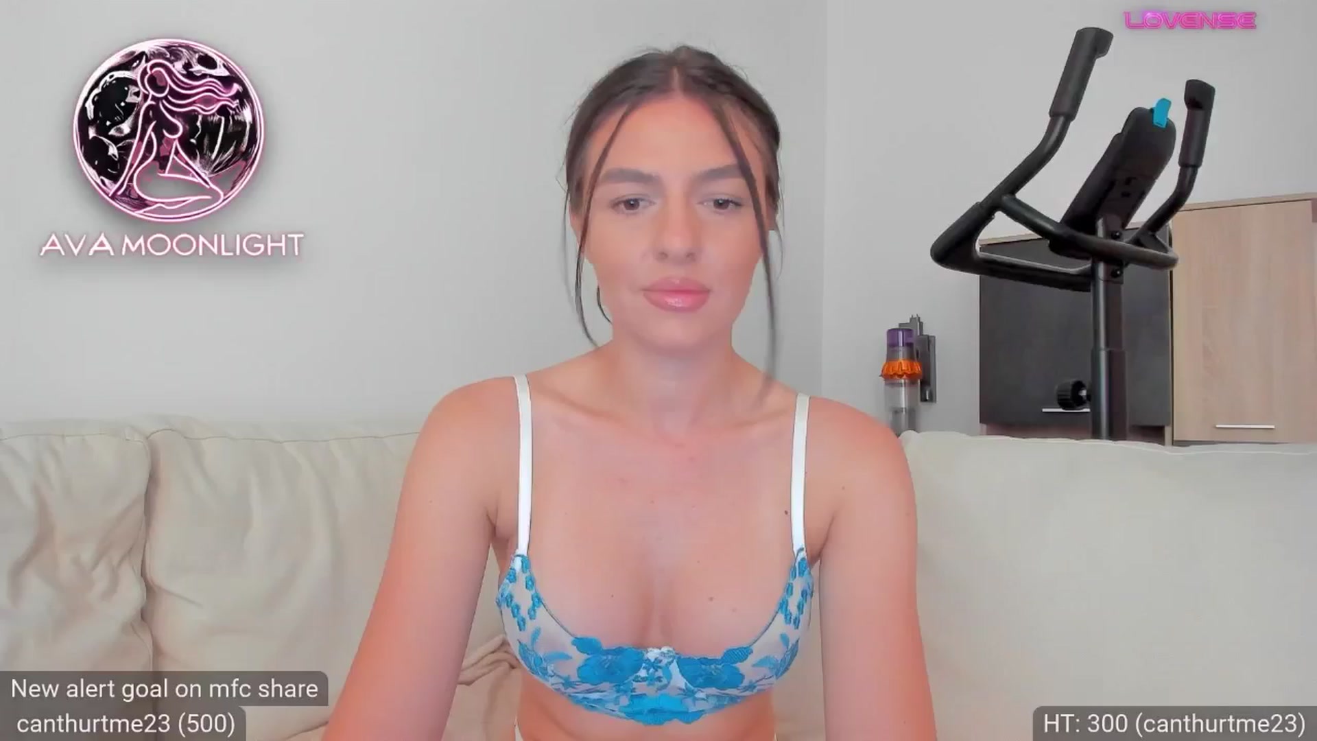 Gallery image thumbnail from AvaMoonlight's myfreecams stream on, 09/28/2024, 16:10 image 1 of 20