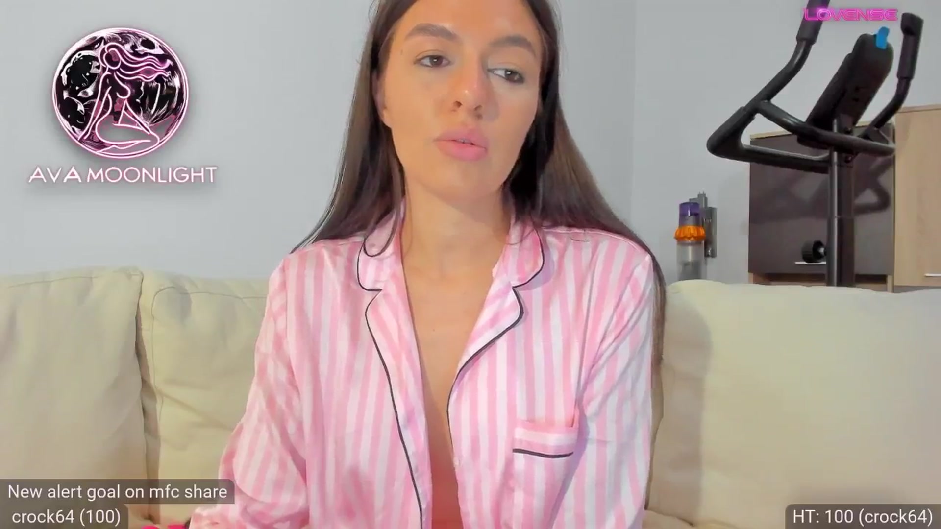 Gallery image thumbnail from AvaMoonlight's myfreecams stream on, 09/30/2024, 24:22 image 5 of 20