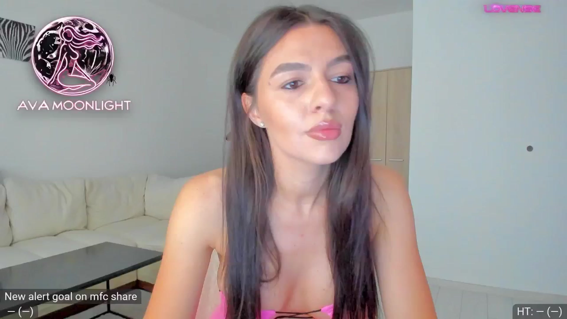 Gallery image thumbnail from AvaMoonlight's myfreecams stream on, 10/01/2024, 16:10 image 2 of 20