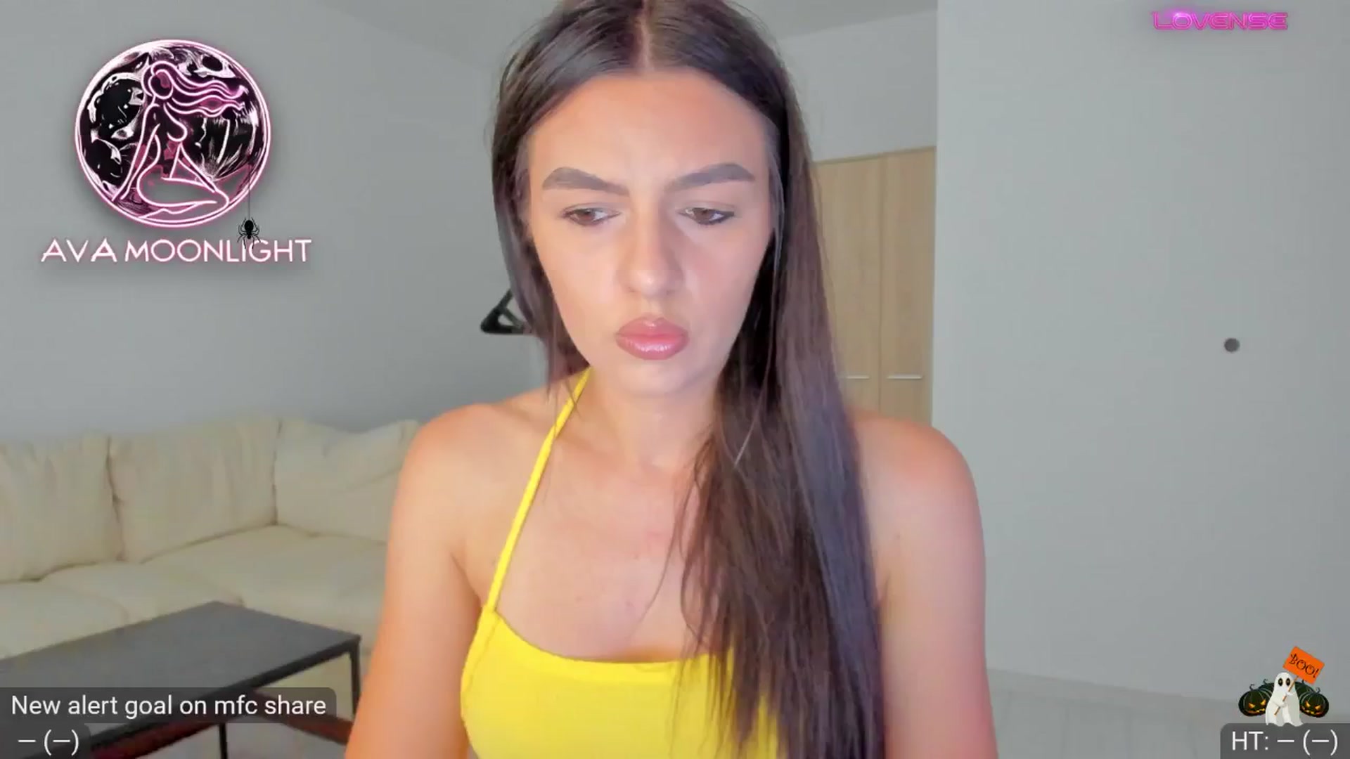 Gallery image thumbnail from AvaMoonlight's myfreecams stream on, 10/02/2024, 15:49 image 8 of 20