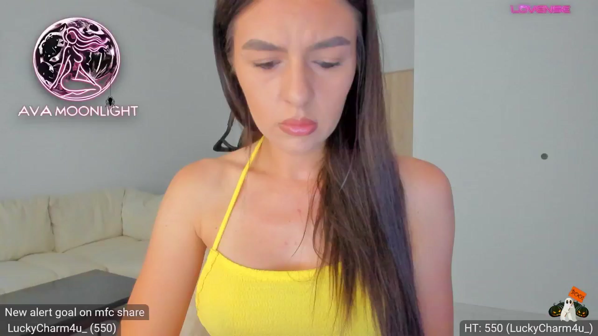 Gallery image thumbnail from AvaMoonlight's myfreecams stream on, 10/02/2024, 15:49 image 9 of 20