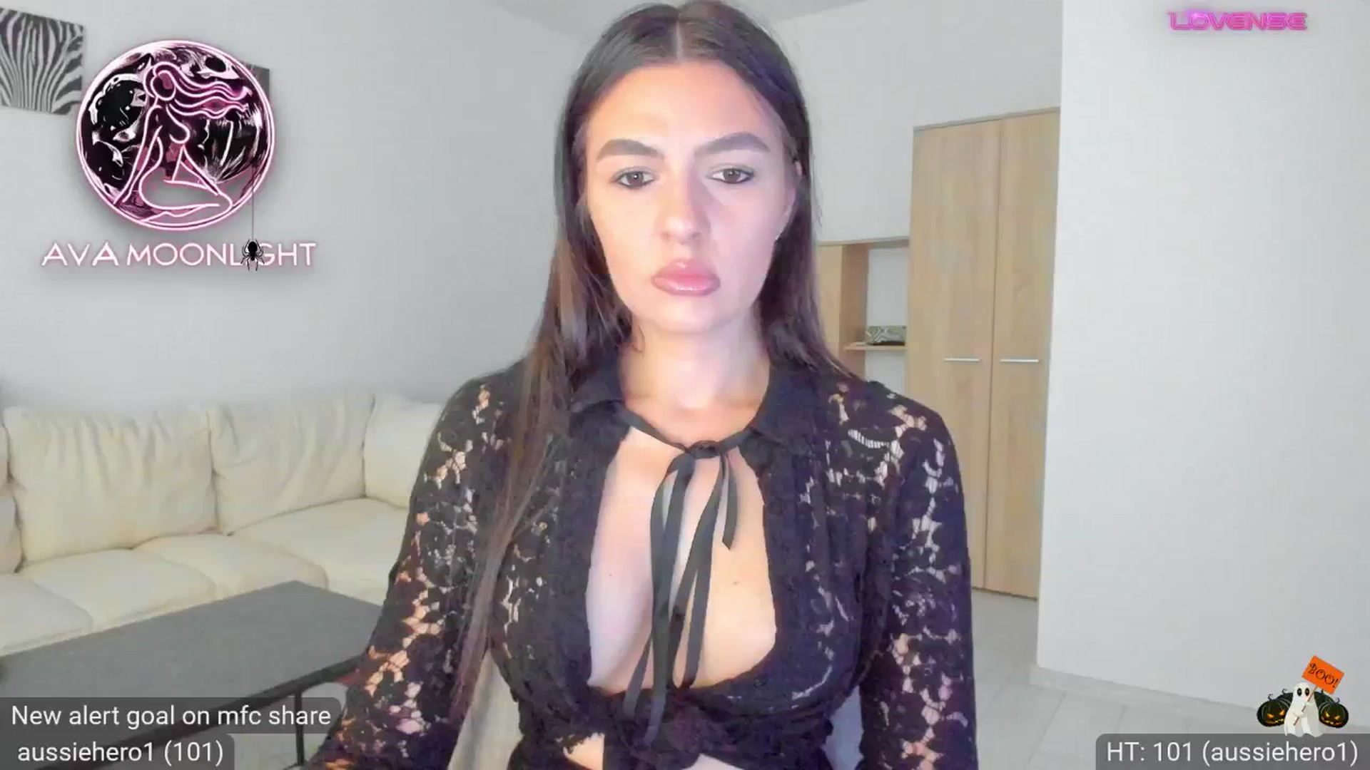 Gallery image thumbnail from AvaMoonlight's myfreecams stream on, 10/04/2024, 16:10 image 2 of 20