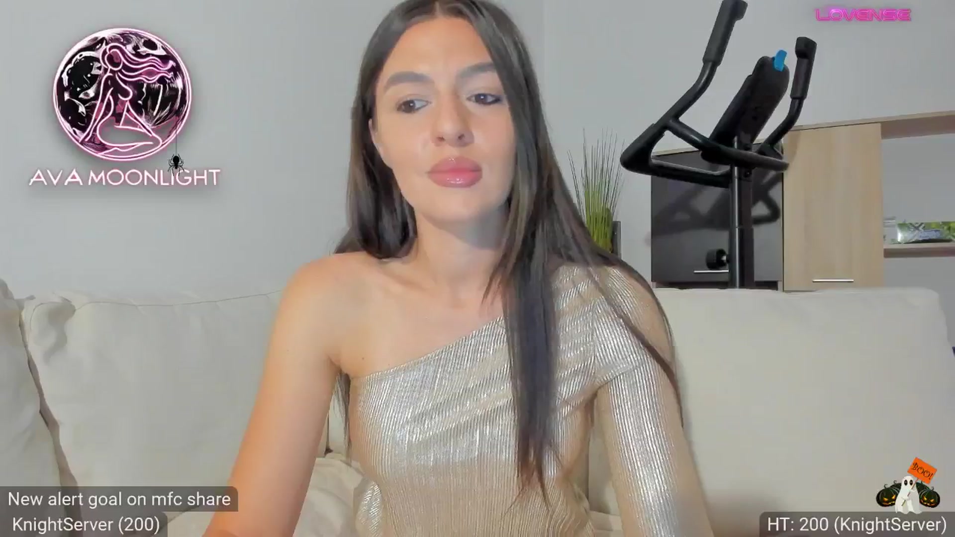 Gallery image thumbnail from AvaMoonlight's myfreecams stream on, 10/06/2024, 16:12 image 10 of 20