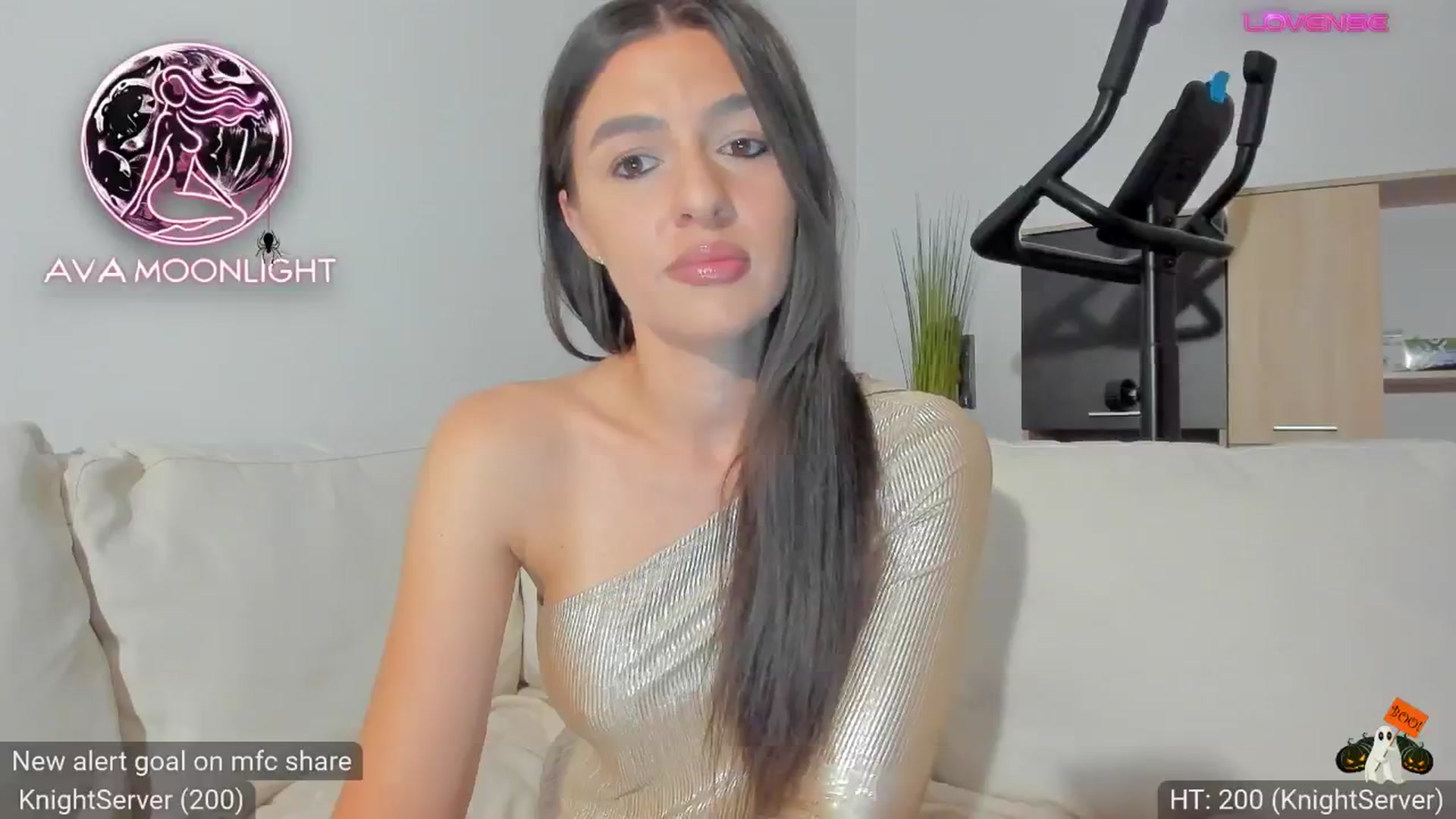 Gallery image thumbnail from AvaMoonlight's myfreecams stream on, 10/06/2024, 16:12 image 7 of 20