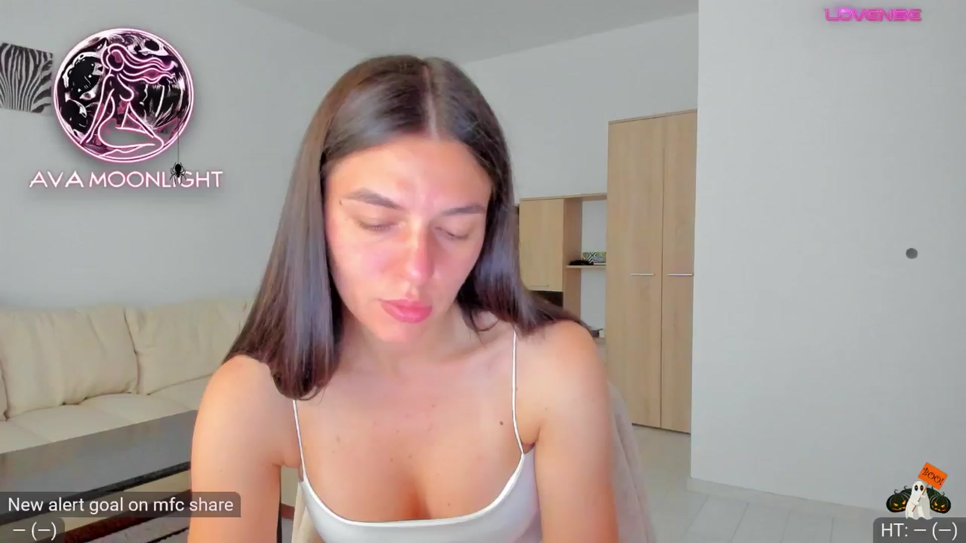 Gallery image thumbnail from AvaMoonlight's myfreecams stream on, 10/09/2024, 16:13 image 4 of 20