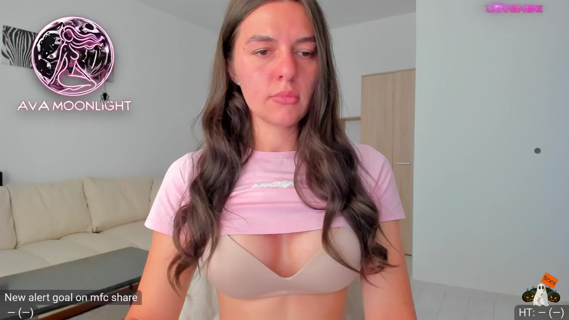 Gallery image thumbnail from AvaMoonlight's myfreecams stream on, 10/14/2024, 15:05 image 2 of 20
