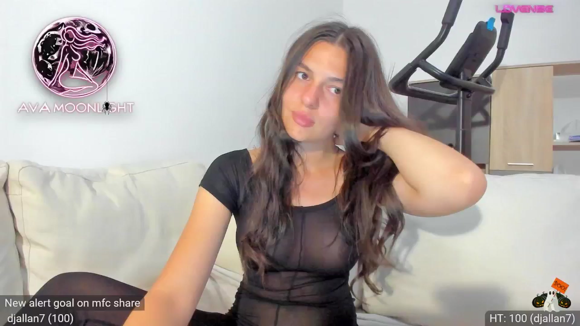 Gallery image thumbnail from AvaMoonlight's myfreecams stream on, 10/15/2024, 24:31 image 9 of 20