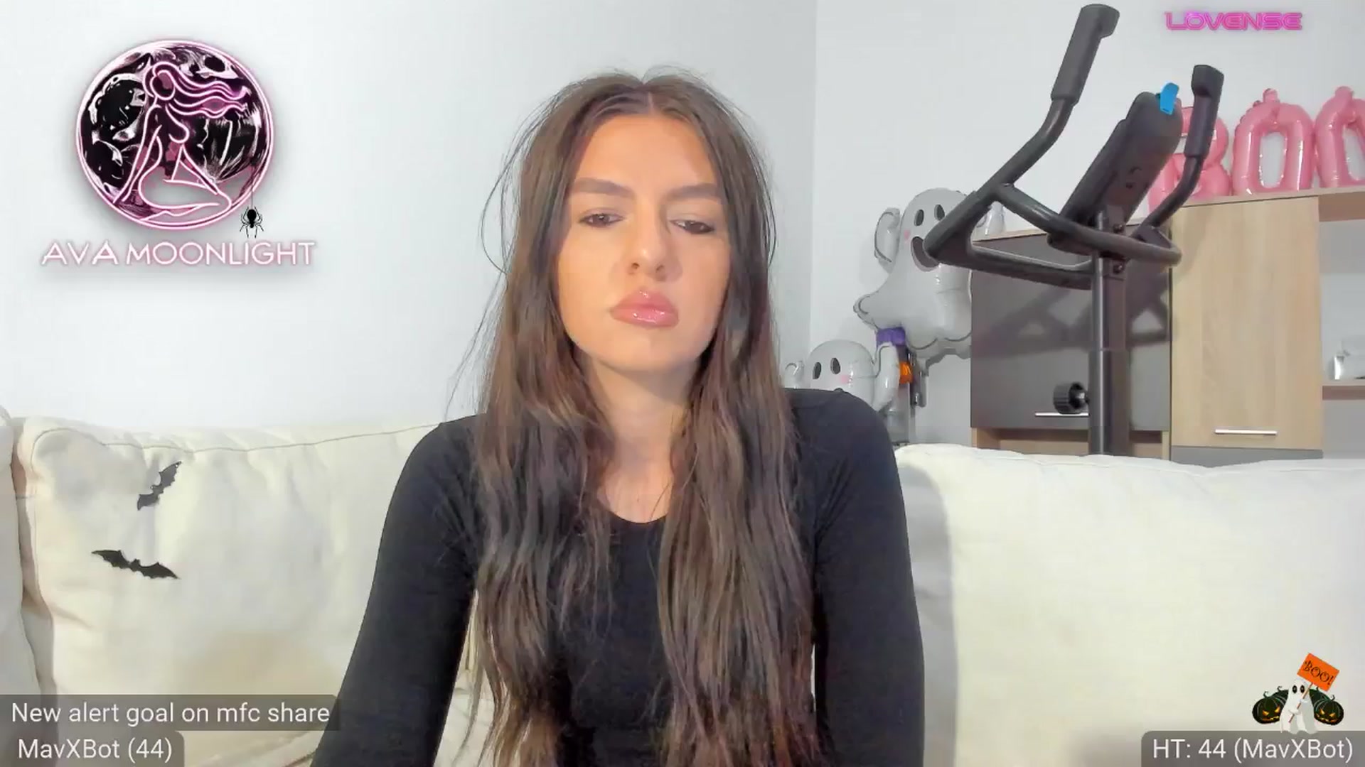 Gallery image thumbnail from AvaMoonlight's myfreecams stream on, 10/16/2024, 16:11 image 18 of 20