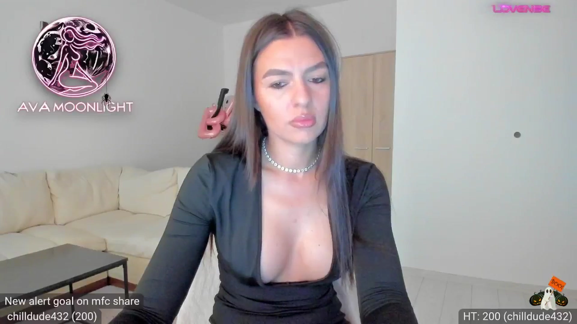 Gallery image thumbnail from AvaMoonlight's myfreecams stream on, 10/19/2024, 15:34 image 11 of 20