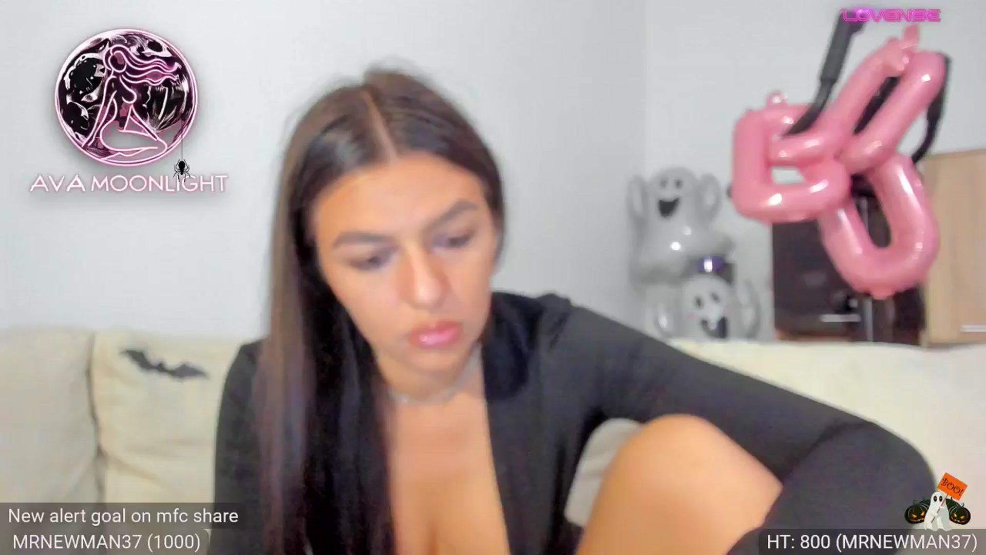 Gallery image thumbnail from AvaMoonlight's myfreecams stream on, 10/20/2024, 24:04 image 13 of 20