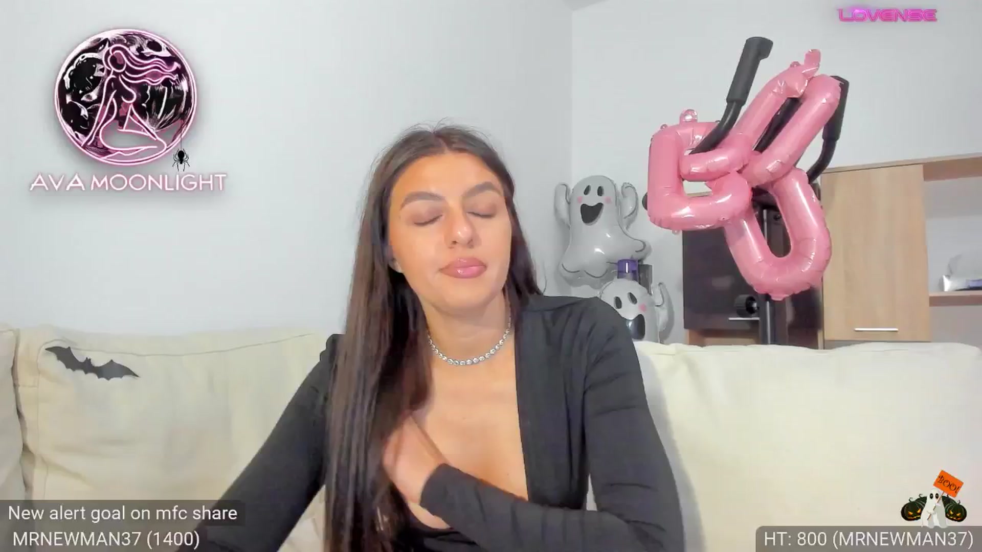 Gallery image thumbnail from AvaMoonlight's myfreecams stream on, 10/20/2024, 24:04 image 20 of 20