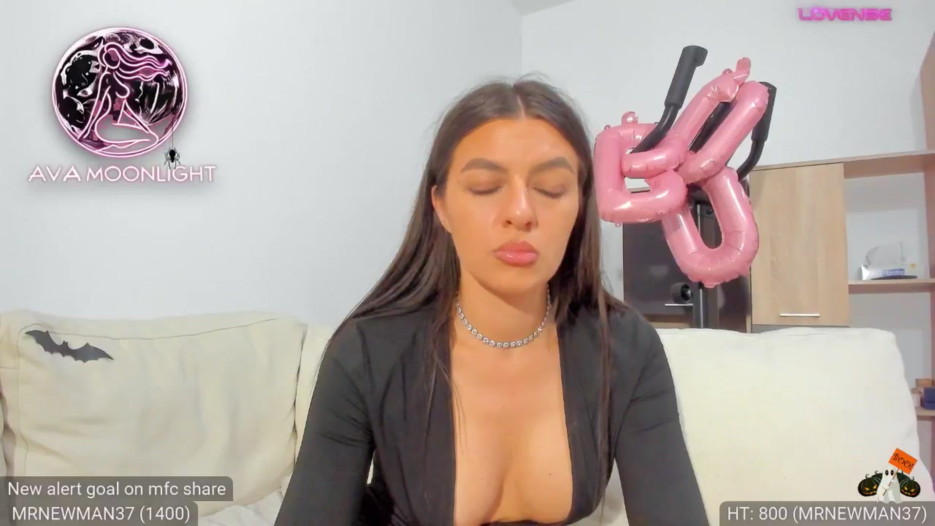 Gallery image thumbnail from AvaMoonlight's myfreecams stream on, 10/20/2024, 24:17 image 13 of 20