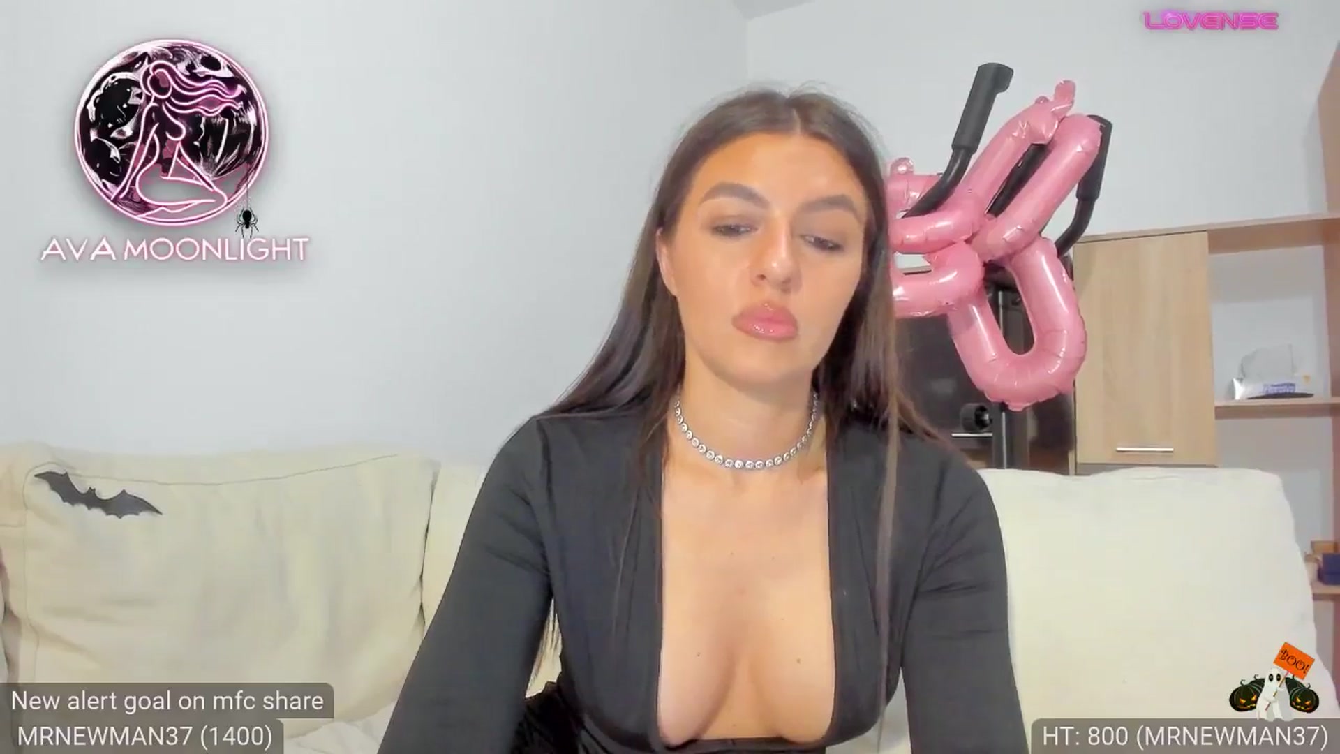 Gallery image thumbnail from AvaMoonlight's myfreecams stream on, 10/20/2024, 24:17 image 15 of 20