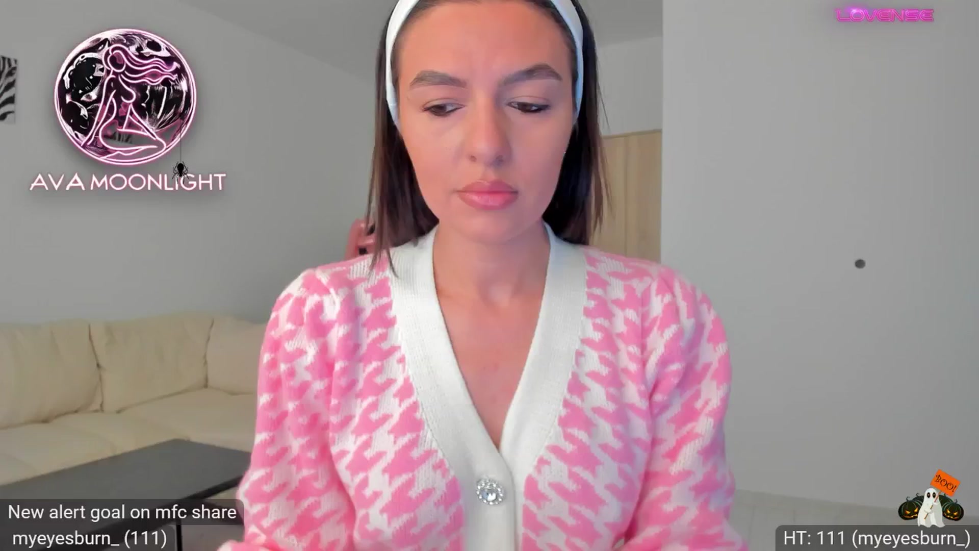 Gallery image thumbnail from AvaMoonlight's myfreecams stream on, 10/21/2024, 16:07 image 1 of 20
