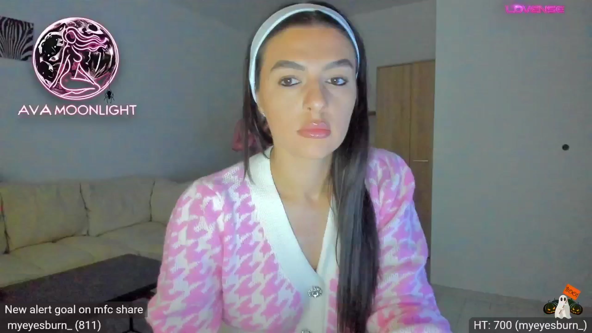 Gallery image thumbnail from AvaMoonlight's myfreecams stream on, 10/21/2024, 16:07 image 11 of 20