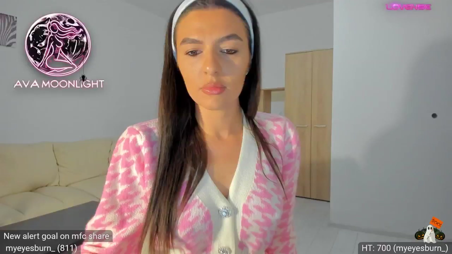 Gallery image thumbnail from AvaMoonlight's myfreecams stream on, 10/21/2024, 16:07 image 20 of 20
