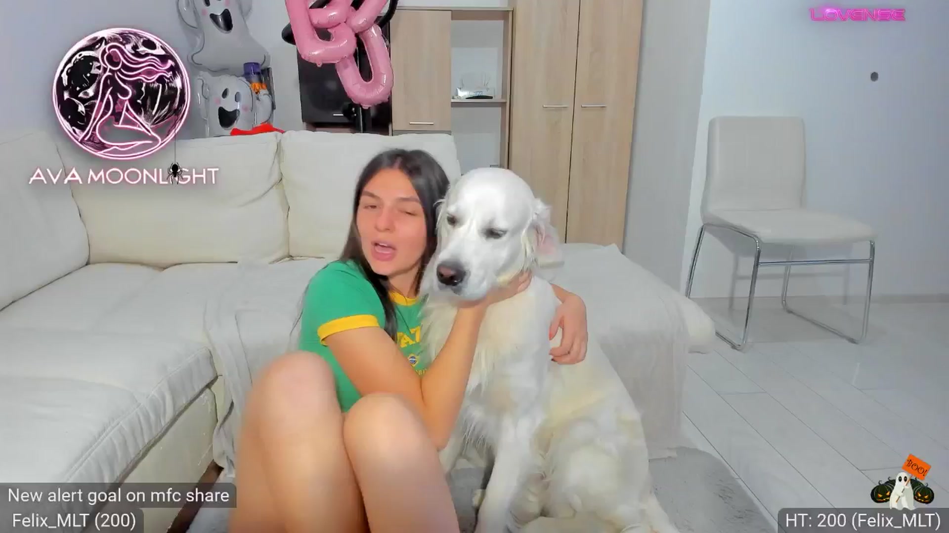 Gallery image thumbnail from AvaMoonlight's myfreecams stream on, 10/24/2024, 24:13 image 10 of 20