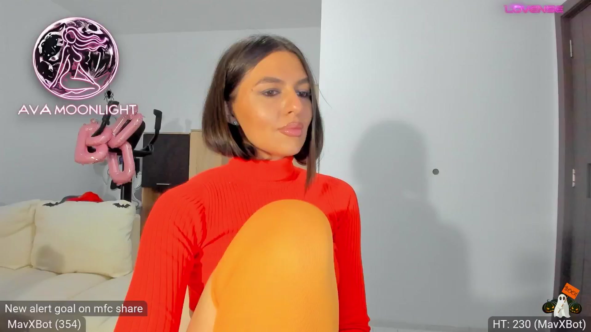 Gallery image thumbnail from AvaMoonlight's myfreecams stream on, 10/25/2024, 24:56 image 4 of 20