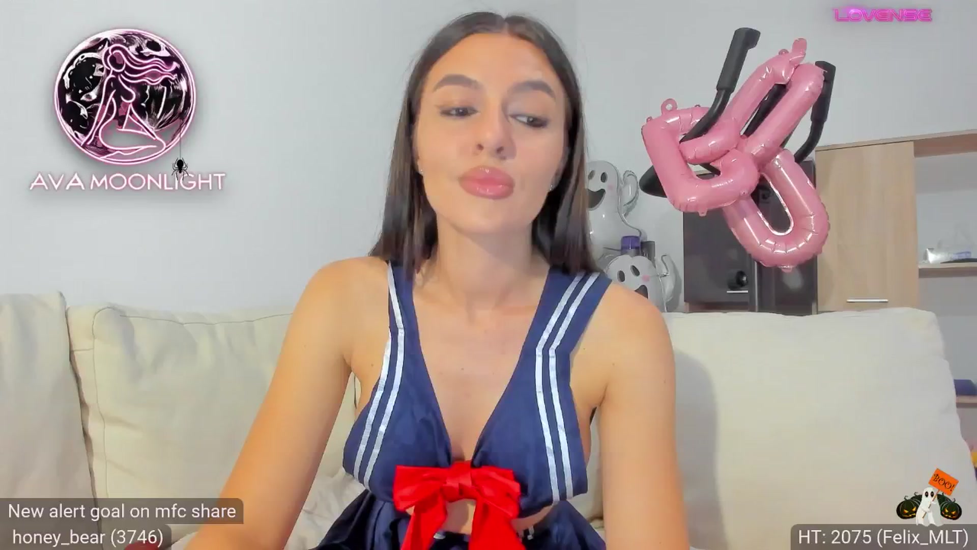 Gallery image thumbnail from AvaMoonlight's myfreecams stream on, 10/26/2024, 24:35 image 12 of 20