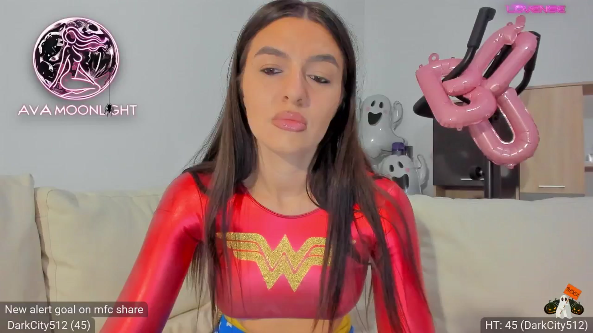 Gallery image thumbnail from AvaMoonlight's myfreecams stream on, 10/26/2024, 23:18 image 6 of 20