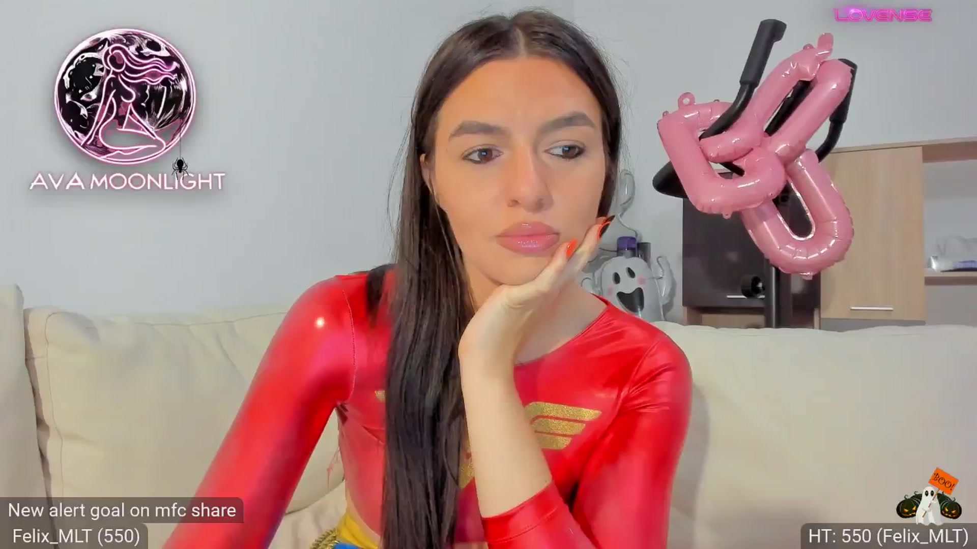Gallery image thumbnail from AvaMoonlight's myfreecams stream on, 10/26/2024, 23:18 image 13 of 20