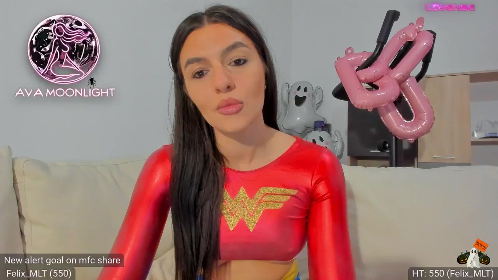 Gallery image thumbnail from AvaMoonlight's myfreecams stream on, 10/26/2024, 23:18 image 15 of 20