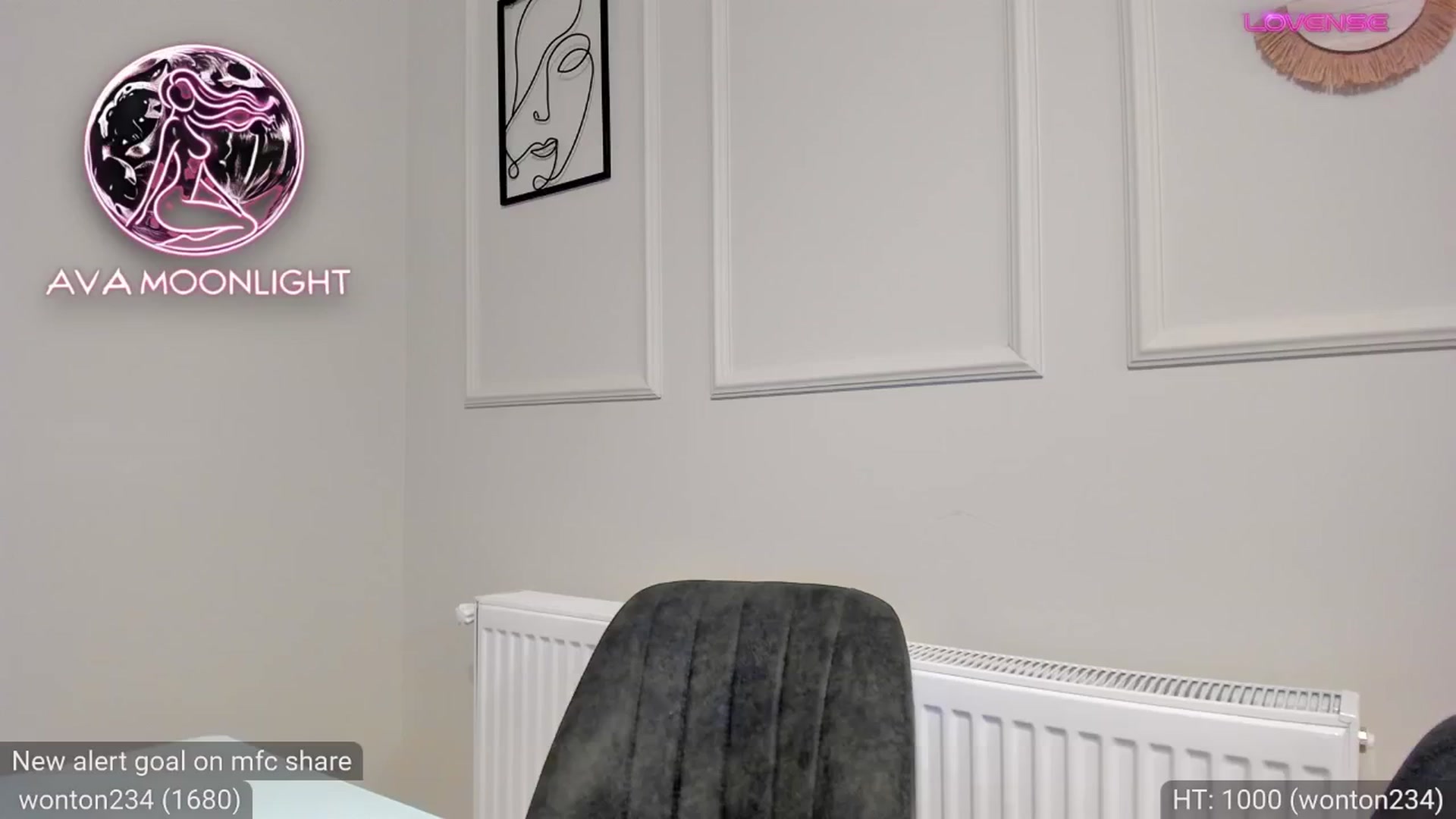 Gallery image thumbnail from AvaMoonlight's myfreecams stream on, 11/01/2024, 23:54 image 18 of 20