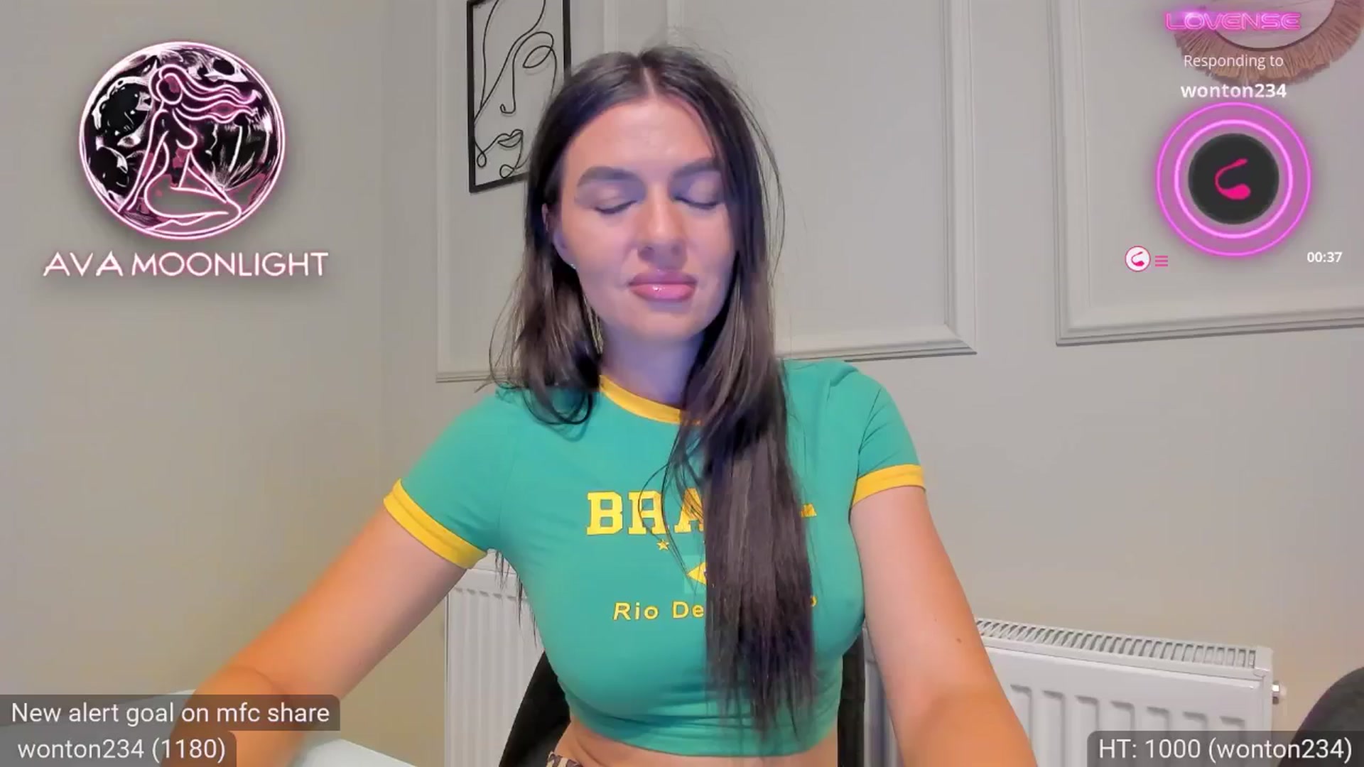 Gallery image thumbnail from AvaMoonlight's myfreecams stream on, 11/01/2024, 23:54 image 8 of 20