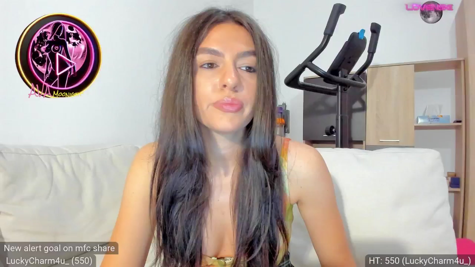 Gallery image thumbnail from AvaMoonlight's myfreecams stream on, 11/12/2024, 17:17 image 18 of 20