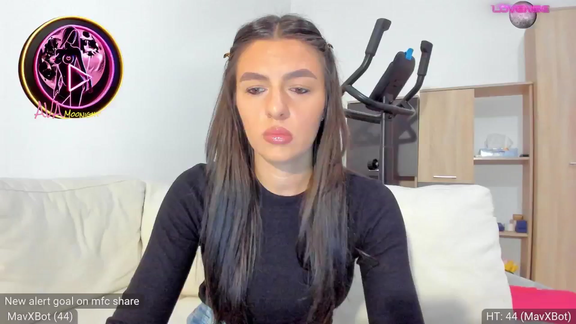 Gallery image thumbnail from AvaMoonlight's myfreecams stream on, 11/13/2024, 17:16 image 11 of 20